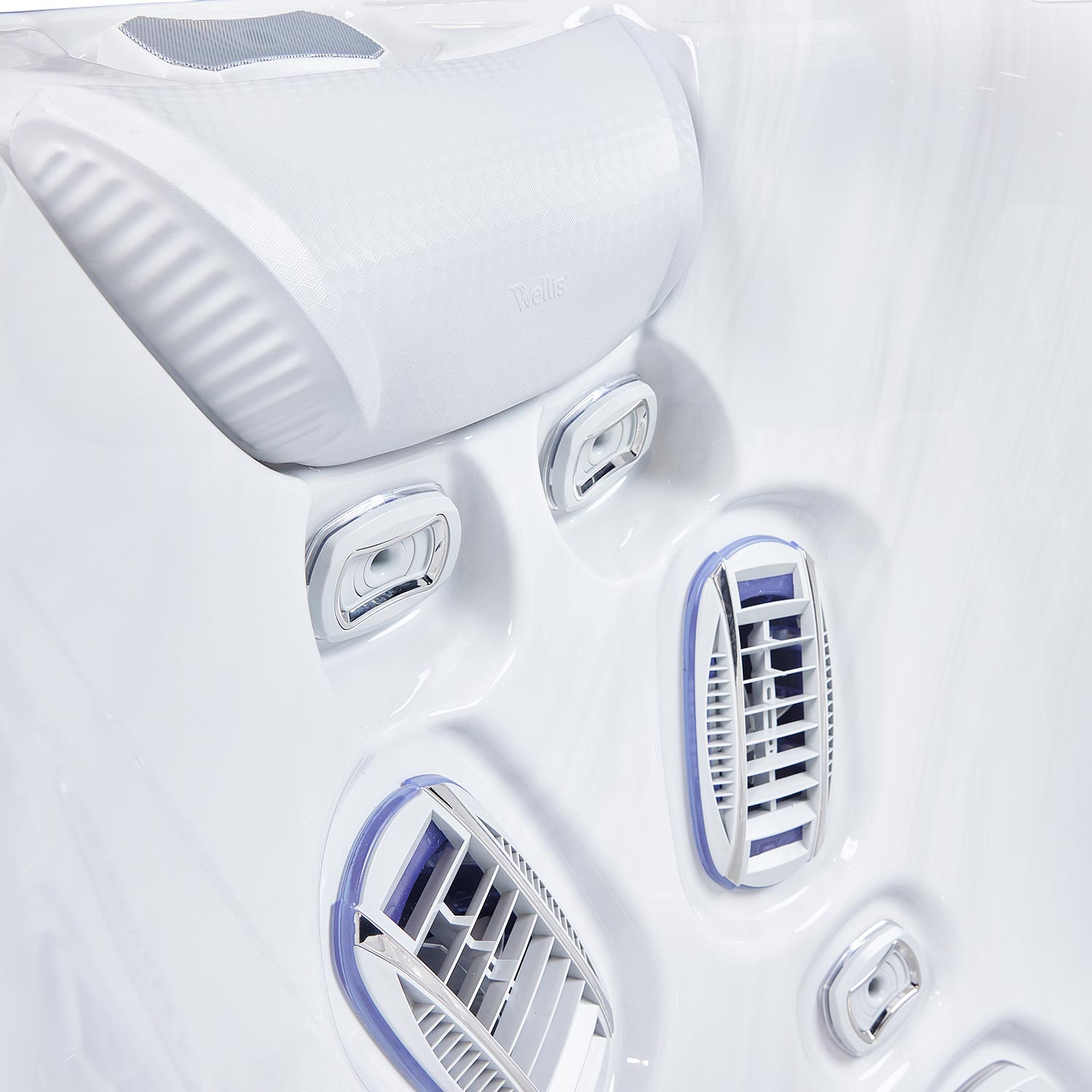 Wellis Atlas hot tub