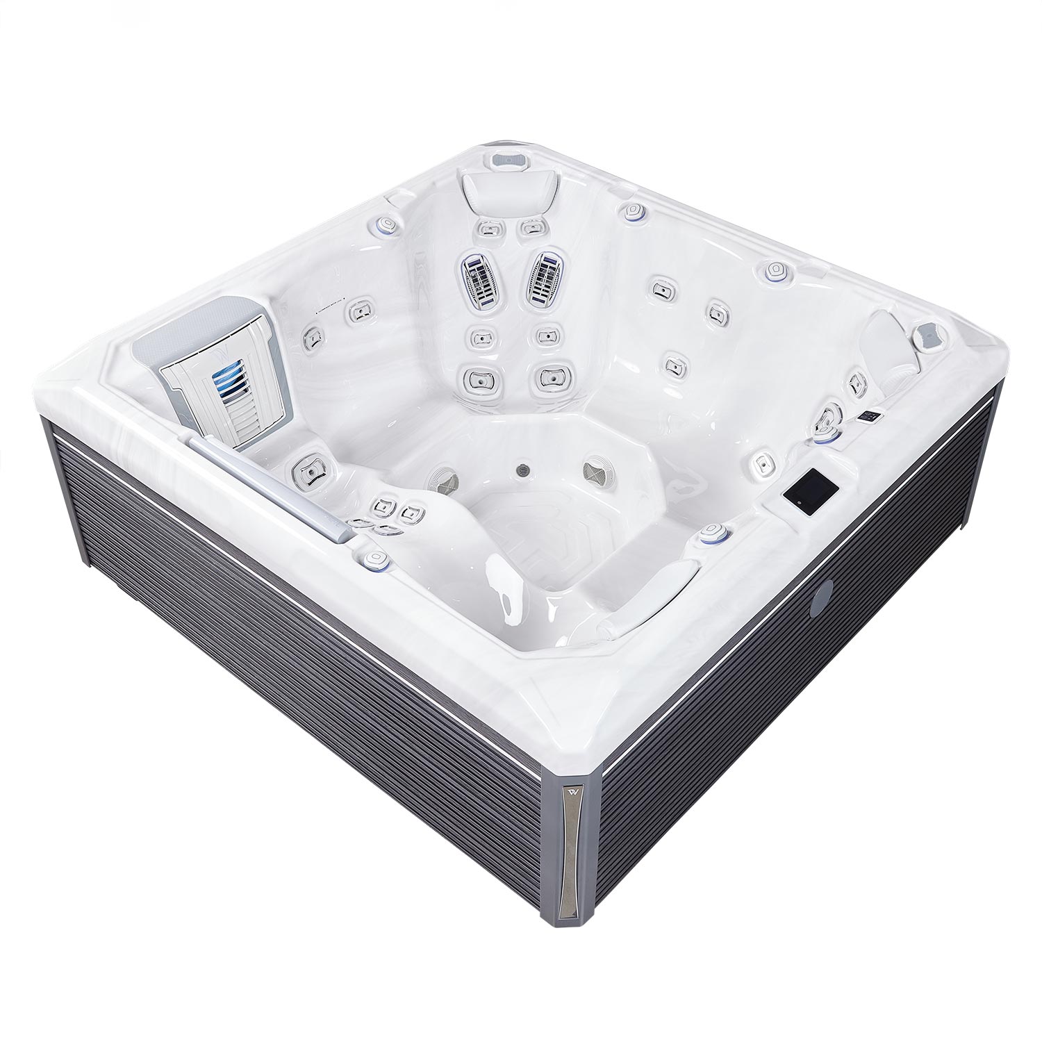 Wellis Atlas hot tub
