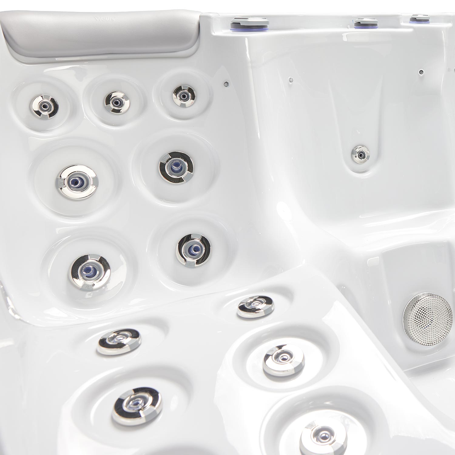 Wellis_jupiter_hot_tub_detail5